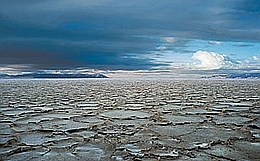 Aqua Work of the Day: Helmut Ditsch "Point of No Return II"